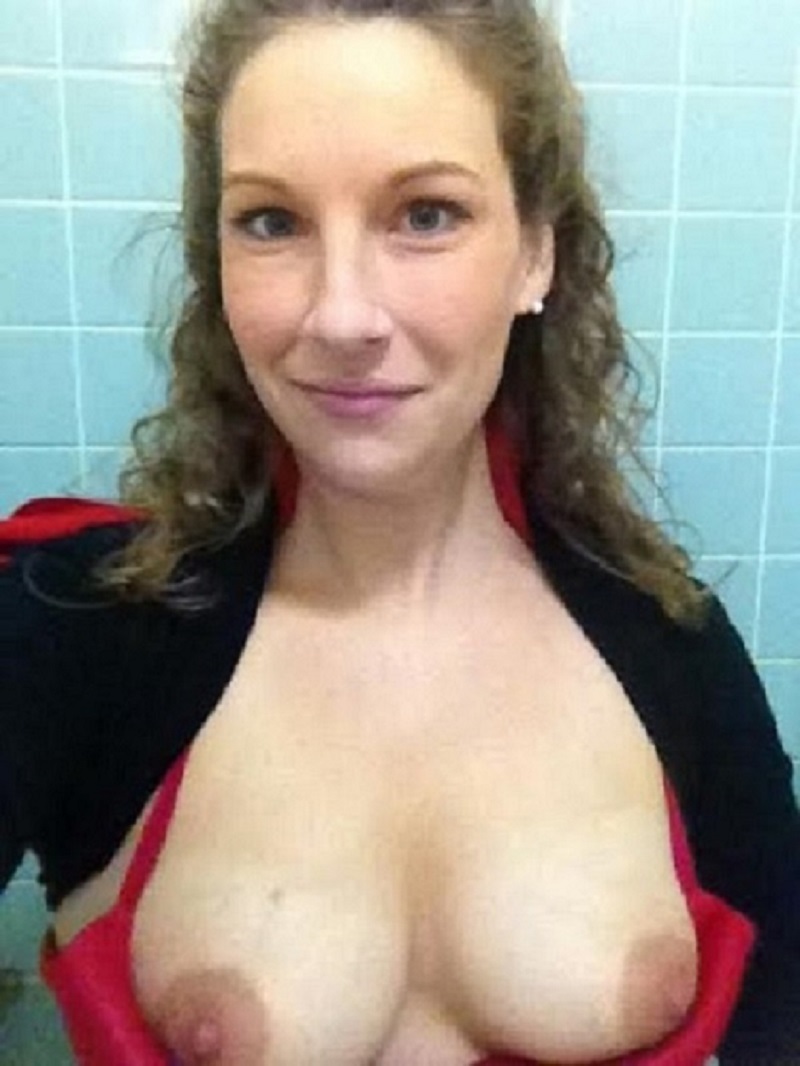 hot brunette with nice tits