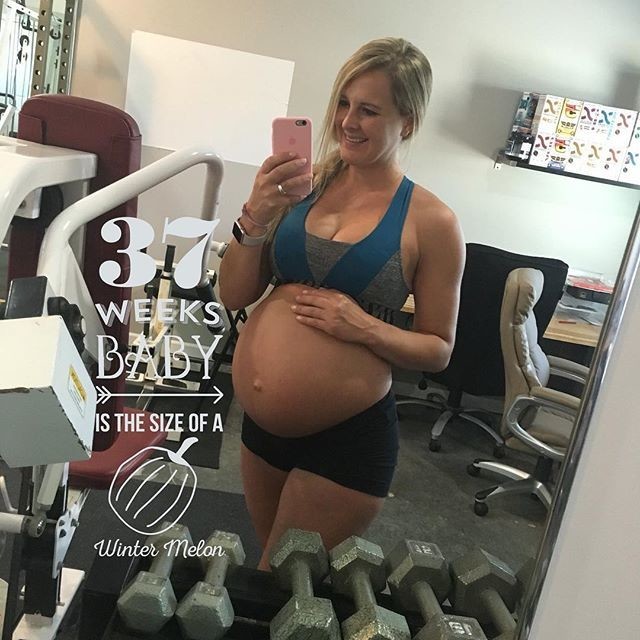 Fit Preggo MILF Kayleigh