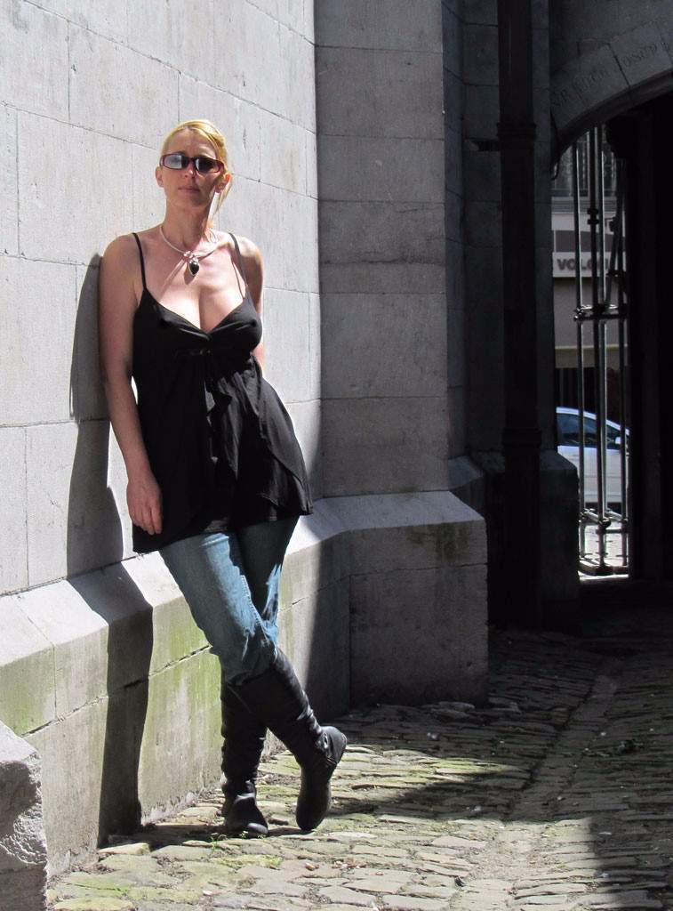 Exhibitionist Blonde Sexy Mature Wow