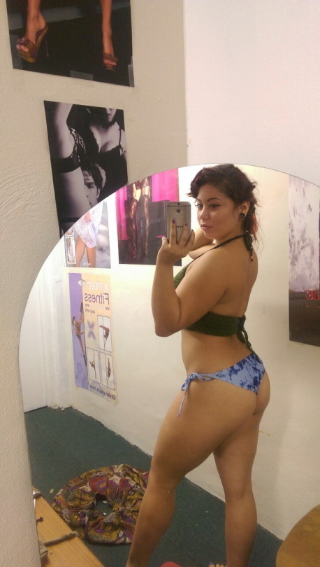 Big Booty Latina Selfie Yoga Girl