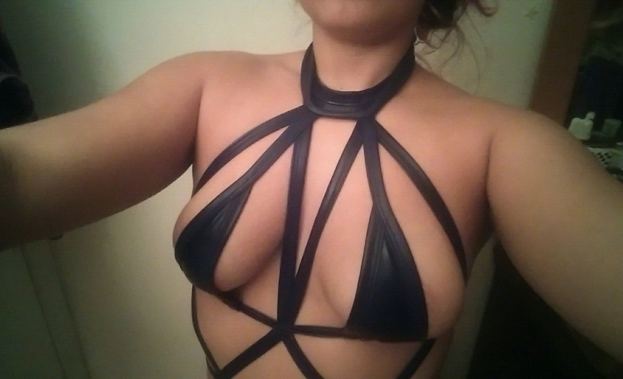 Big Booty Latina Selfie Yoga Girl