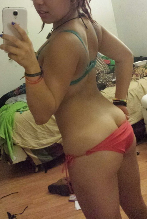 Big Booty Latina Selfie Yoga Girl