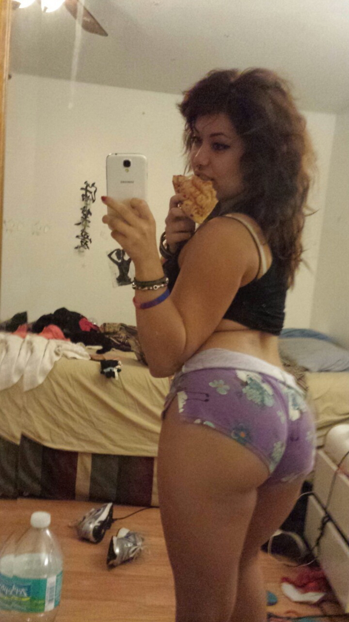 Big Booty Latina Selfie Yoga Girl