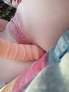 Short Hair Blonde MILF Selfies