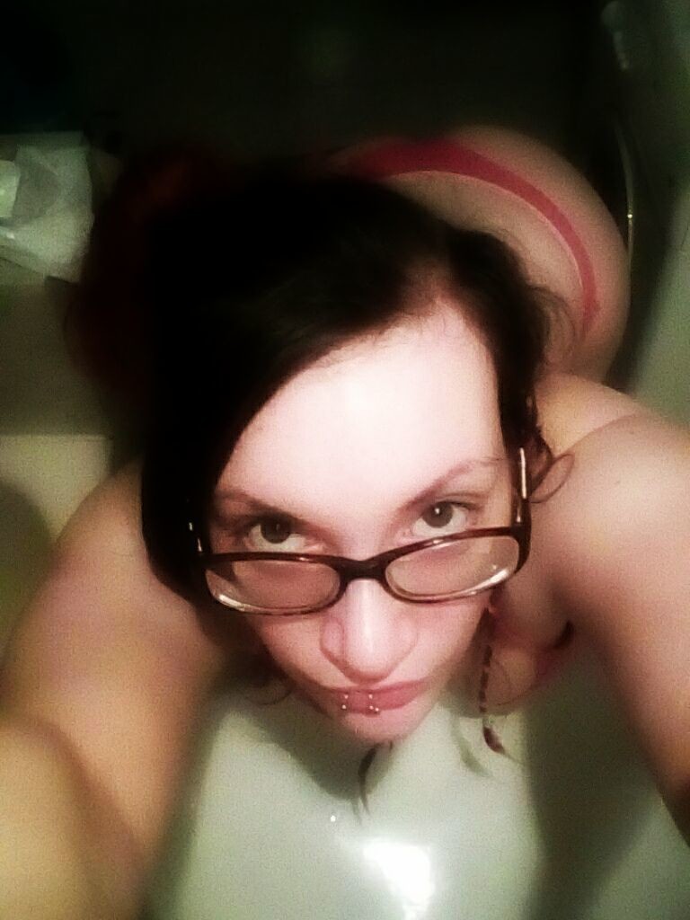 Reppin The Big Natural Titties