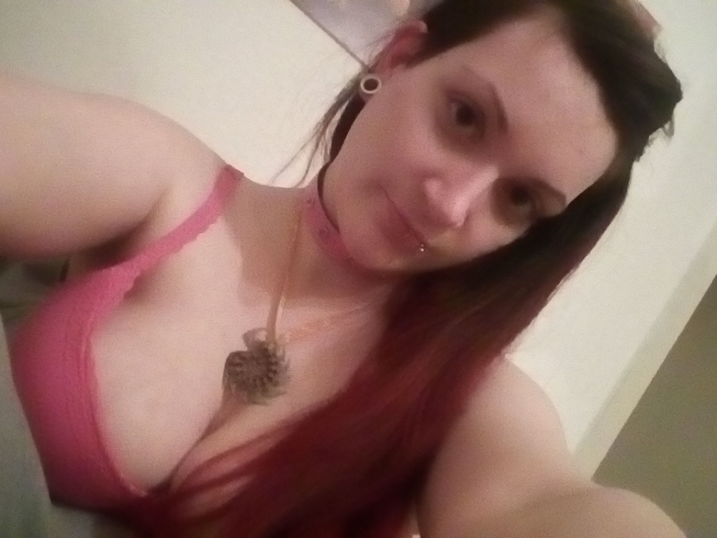 Reppin The Big Natural Titties