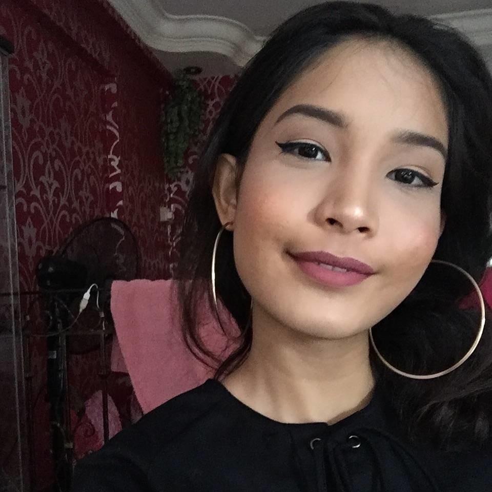 Very Cute Singapore Nurse