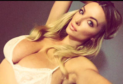 LINDSEY PELAS Big Tits Boobs Goddess