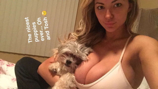 LINDSEY PELAS Big Tits Boobs Goddess