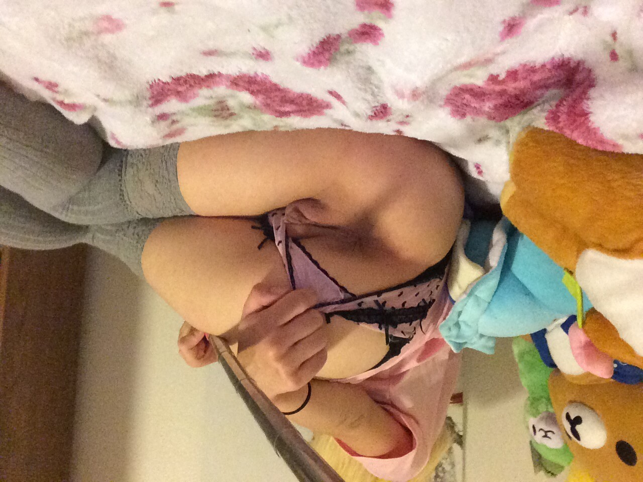 shinyfurret Asian Blonde Girl