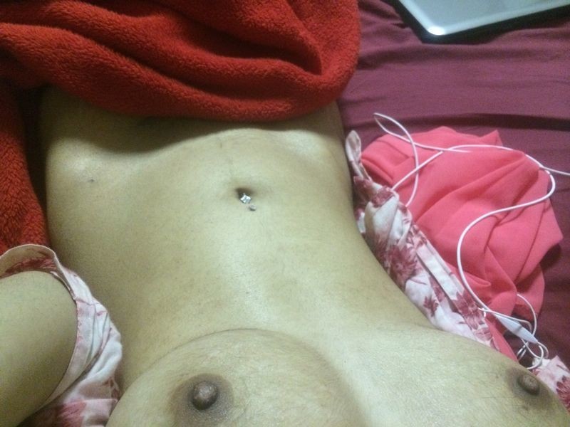 Selfshot And Wet Sana