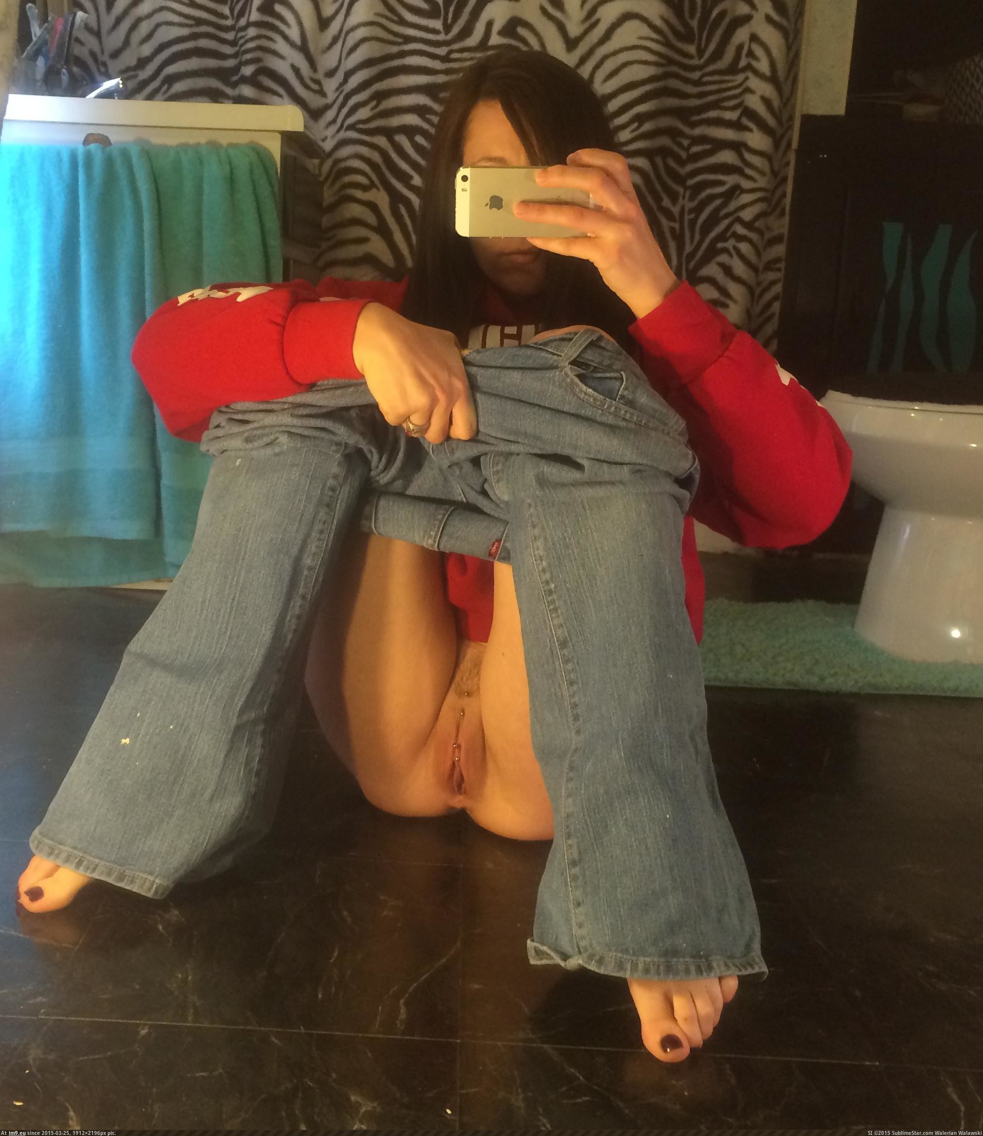 Malibu Red Hoodie Selfie Brunette