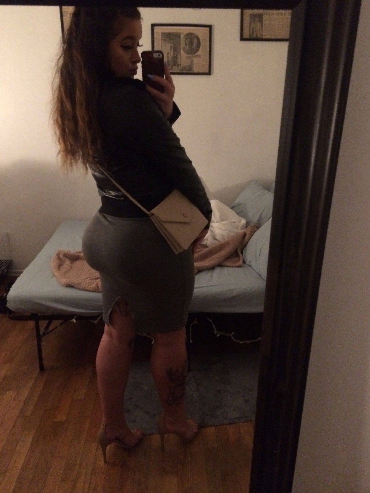 Thick Huge Ass Tumblr Girl - Zenaxaria