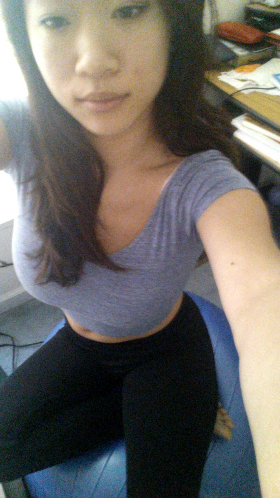 Big Tits Asian Vivian