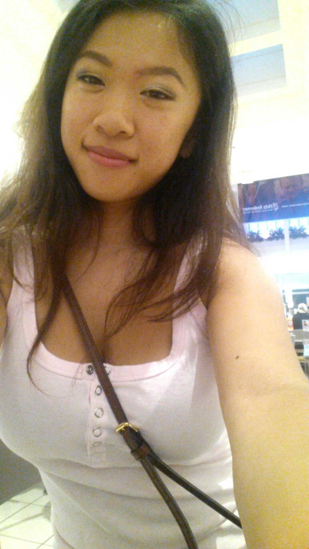 Big Tits Asian Vivian