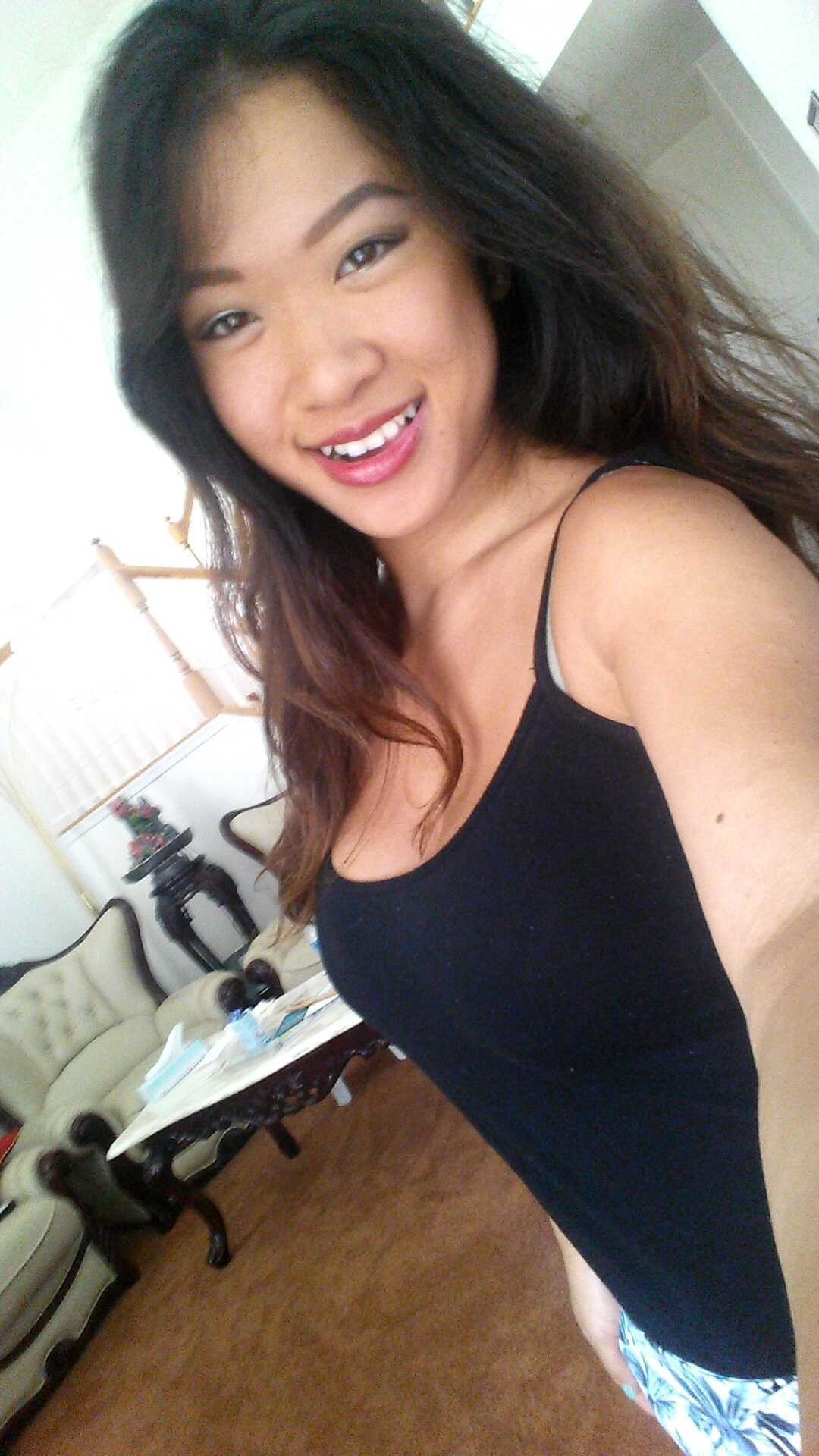 Big Tits Asian Vivian