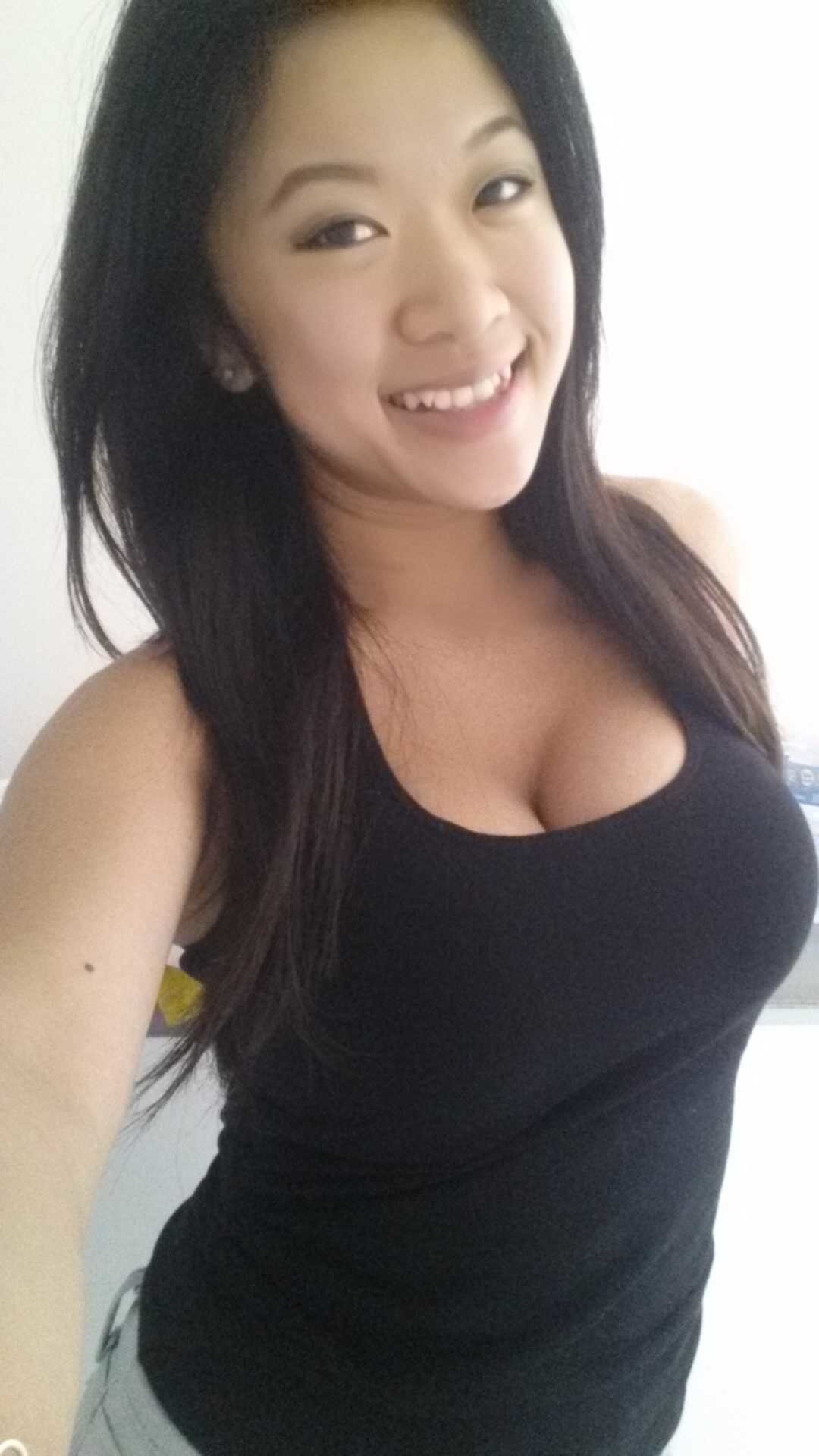 Big Tits Asian Vivian
