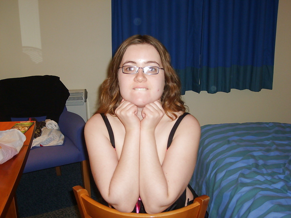 Cellist Jennifer At The Symphonic Orchestra