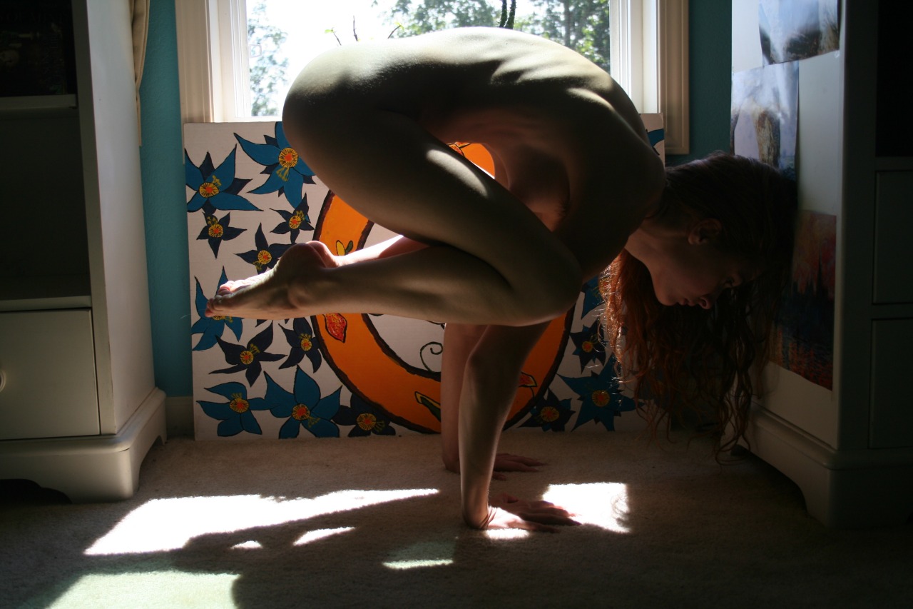Natural Bush Flexible Yoga Chick