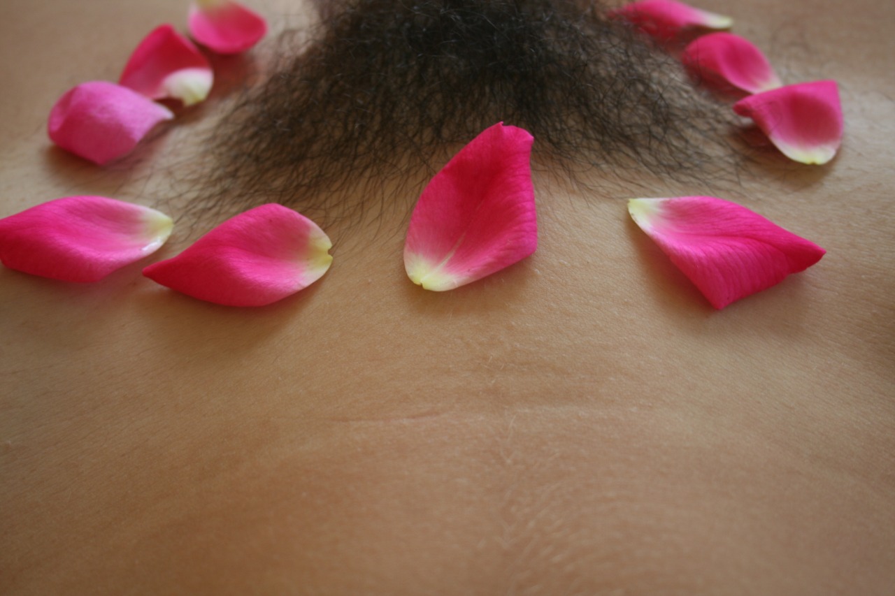 Natural Bush Flexible Yoga Chick