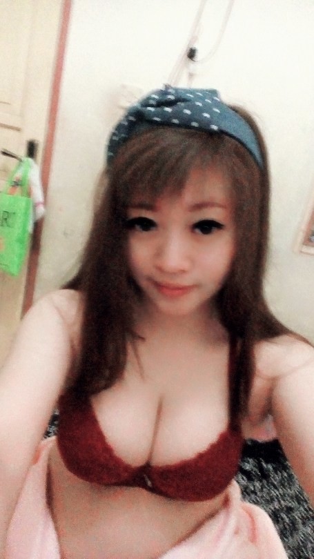 Indonesian Babe Stephanie