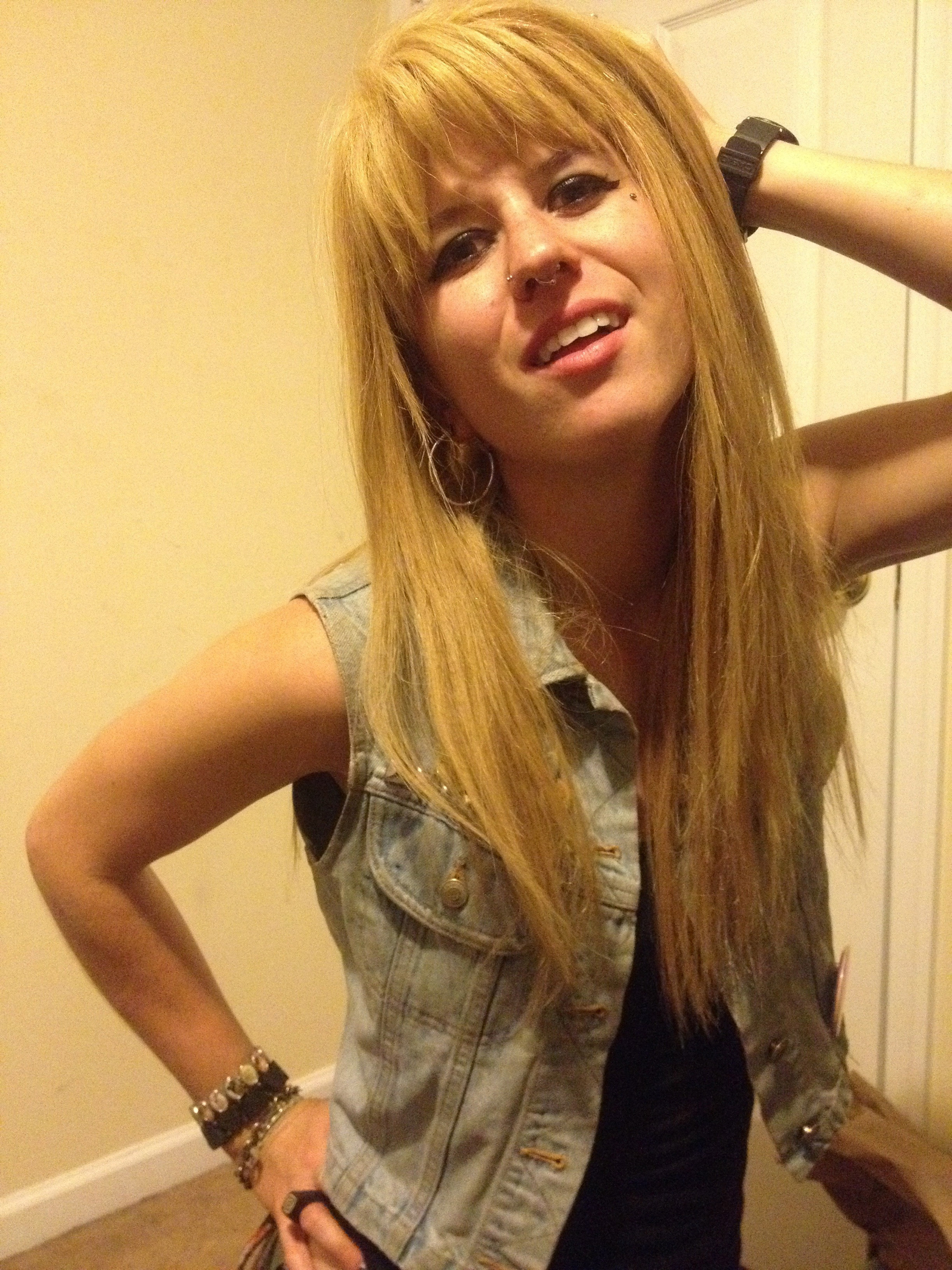 Legslegslegslegs Extreme Blonde Babe