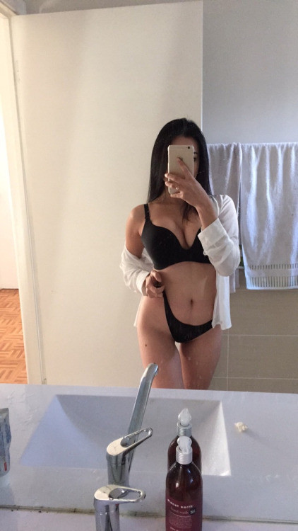 Hot Asian With Freckles Selfies