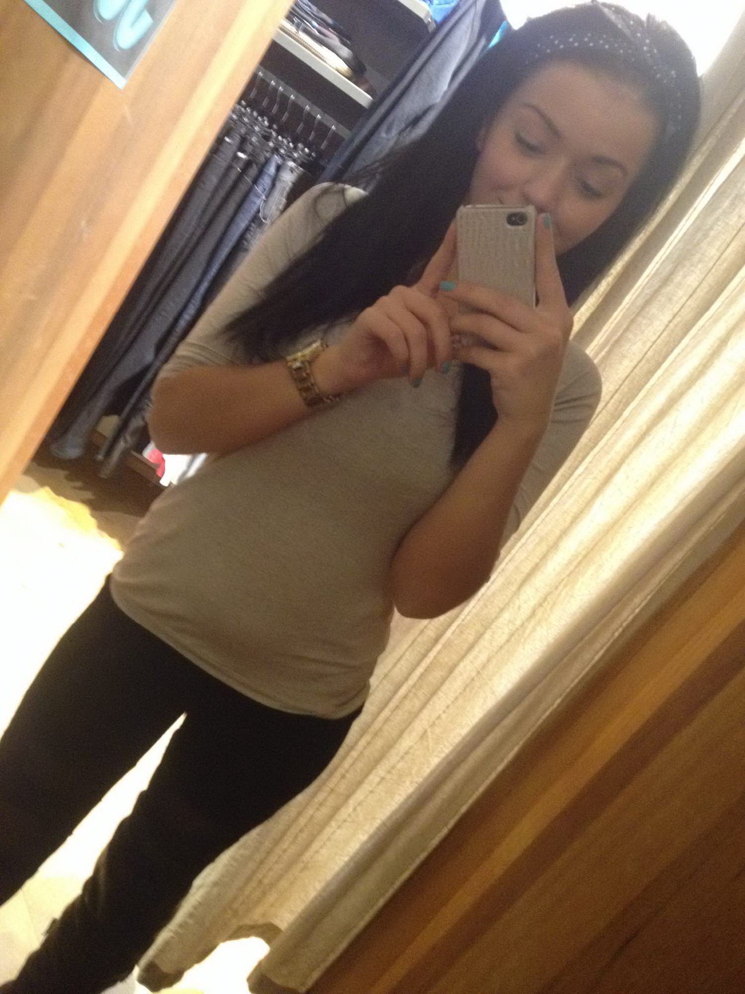 Preggo Selfie Czech Brunette Babe