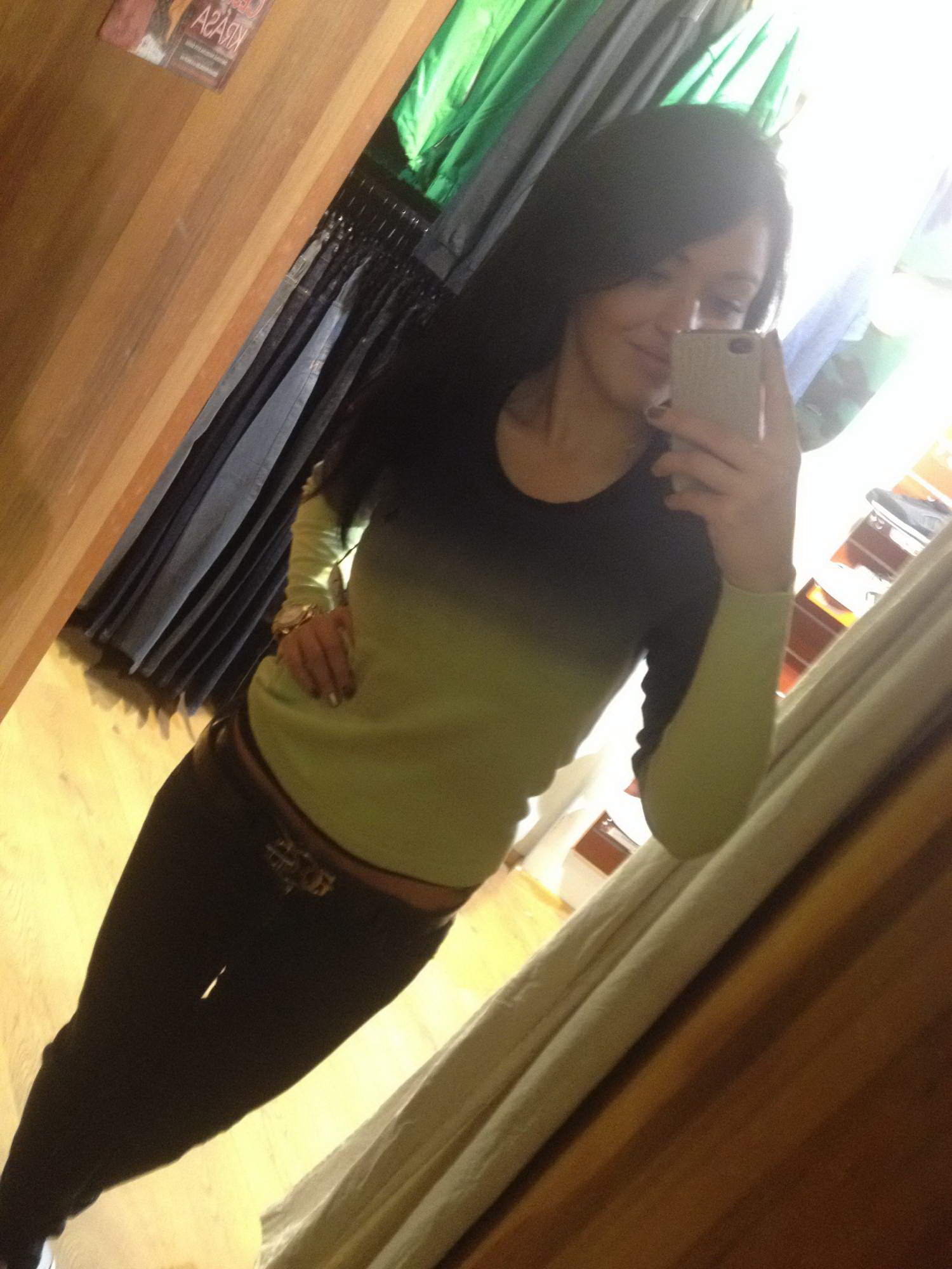 Preggo Selfie Czech Brunette Babe