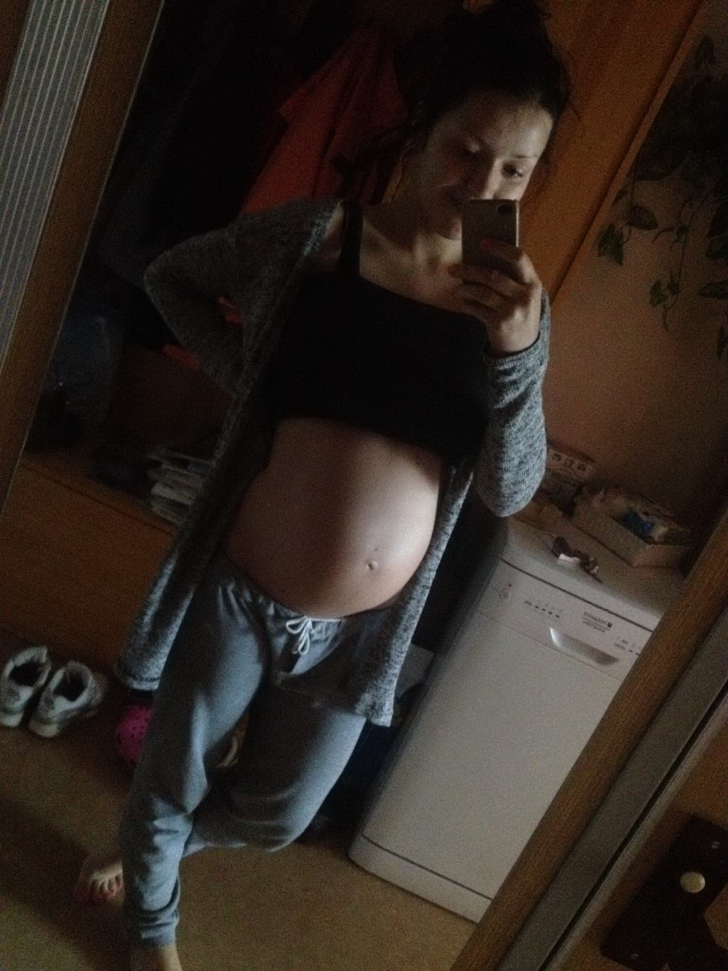 Preggo Selfie Czech Brunette Babe