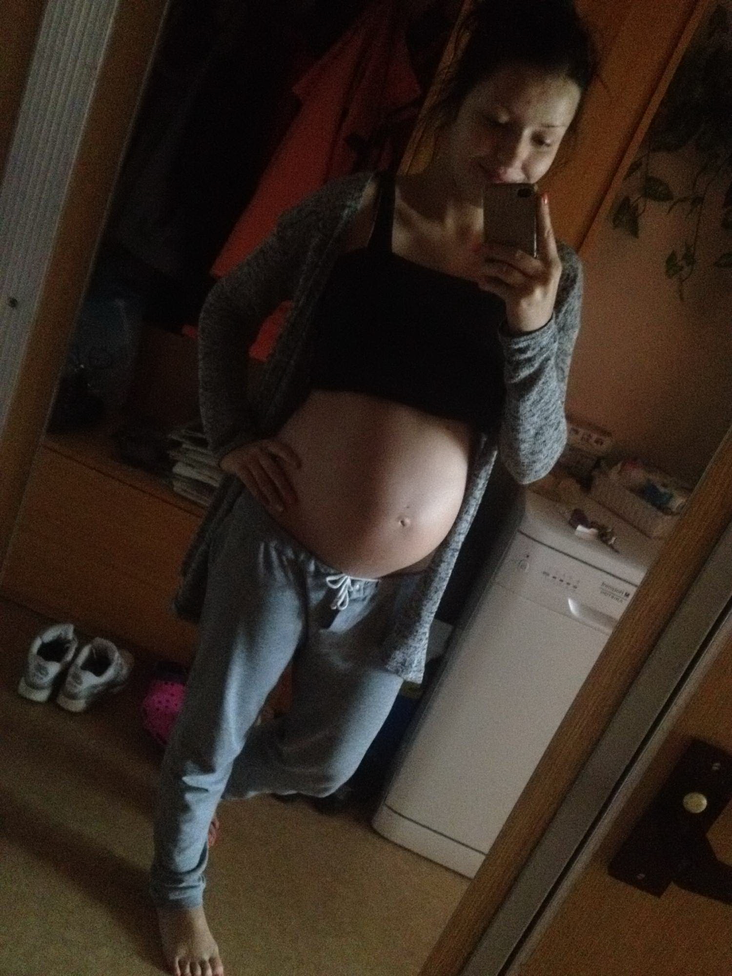 Preggo Selfie Czech Brunette Babe