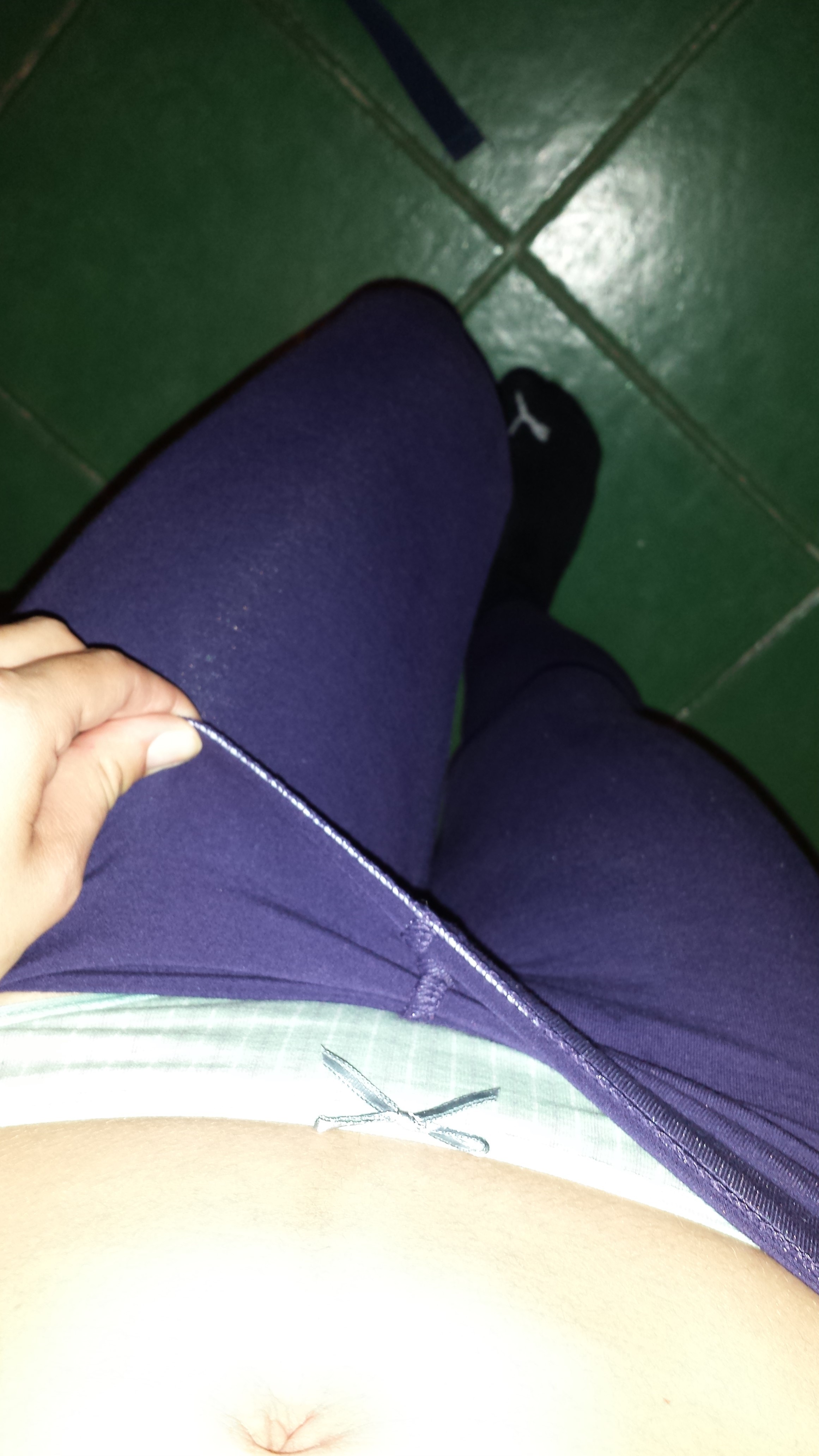 Gym Goer Strips Down and Plays