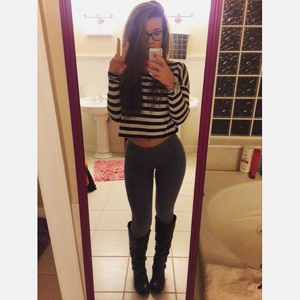 Slut With A Huge Ass NN Selfies