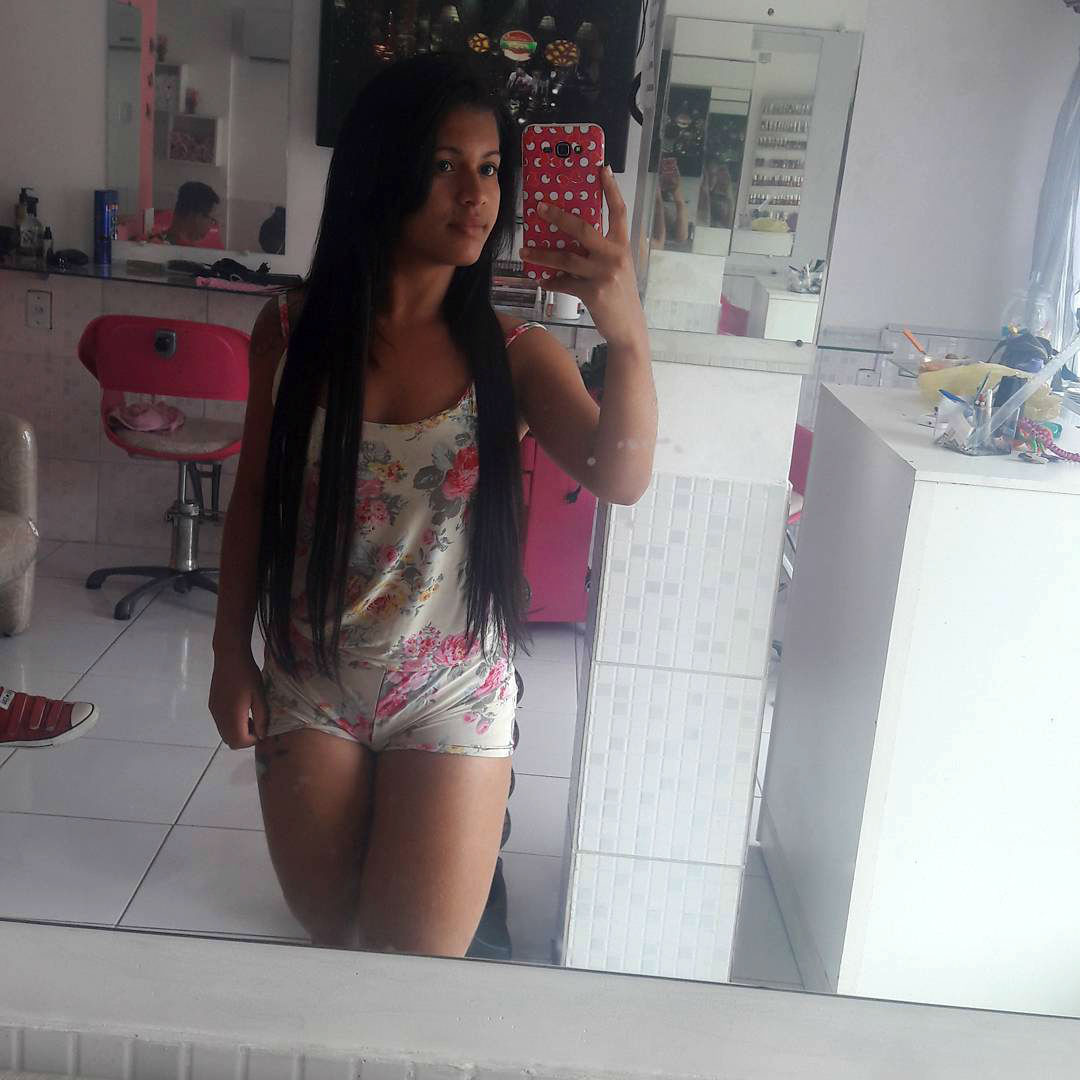 Fantastic Latin Ebony Body and Big Clit