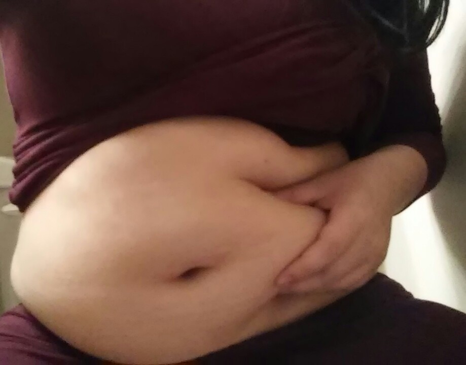 Selfie Big Belly Asian