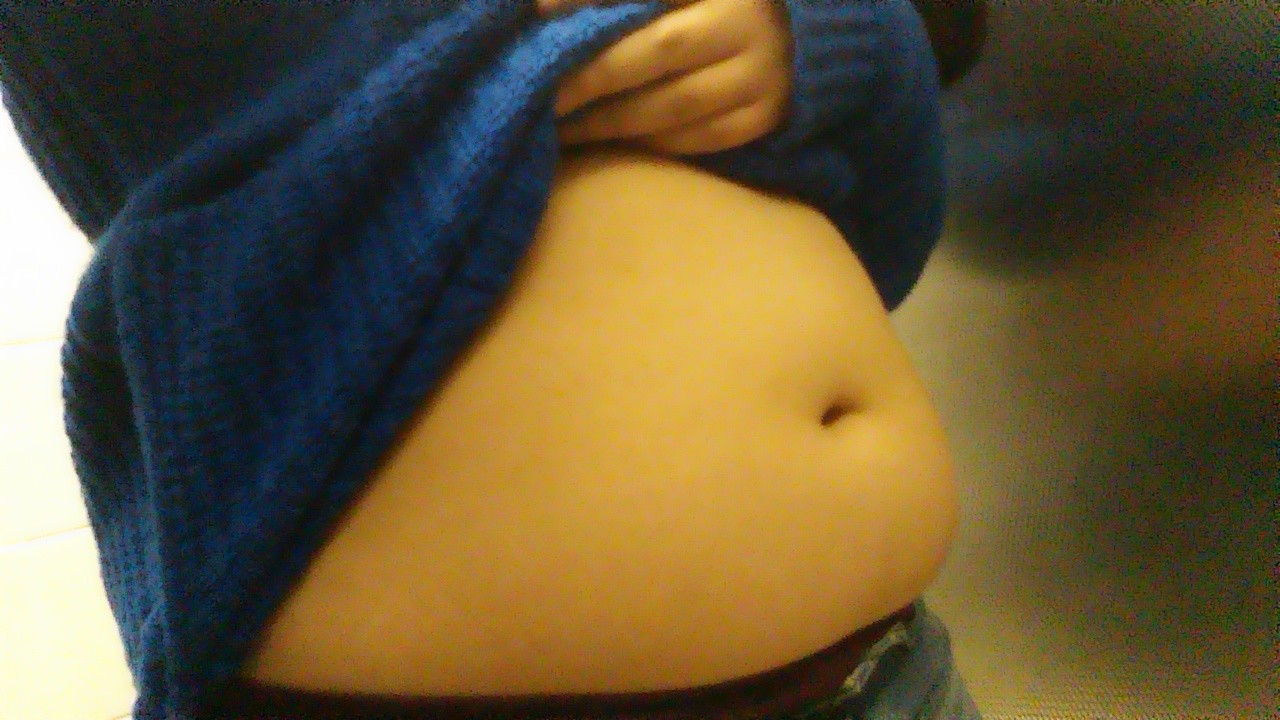 Selfie Big Belly Asian