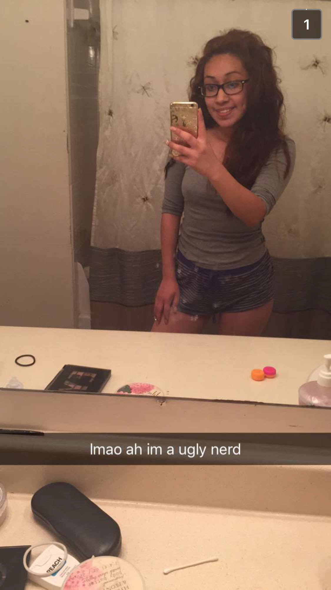 Sexy Nerd Latina Selfies