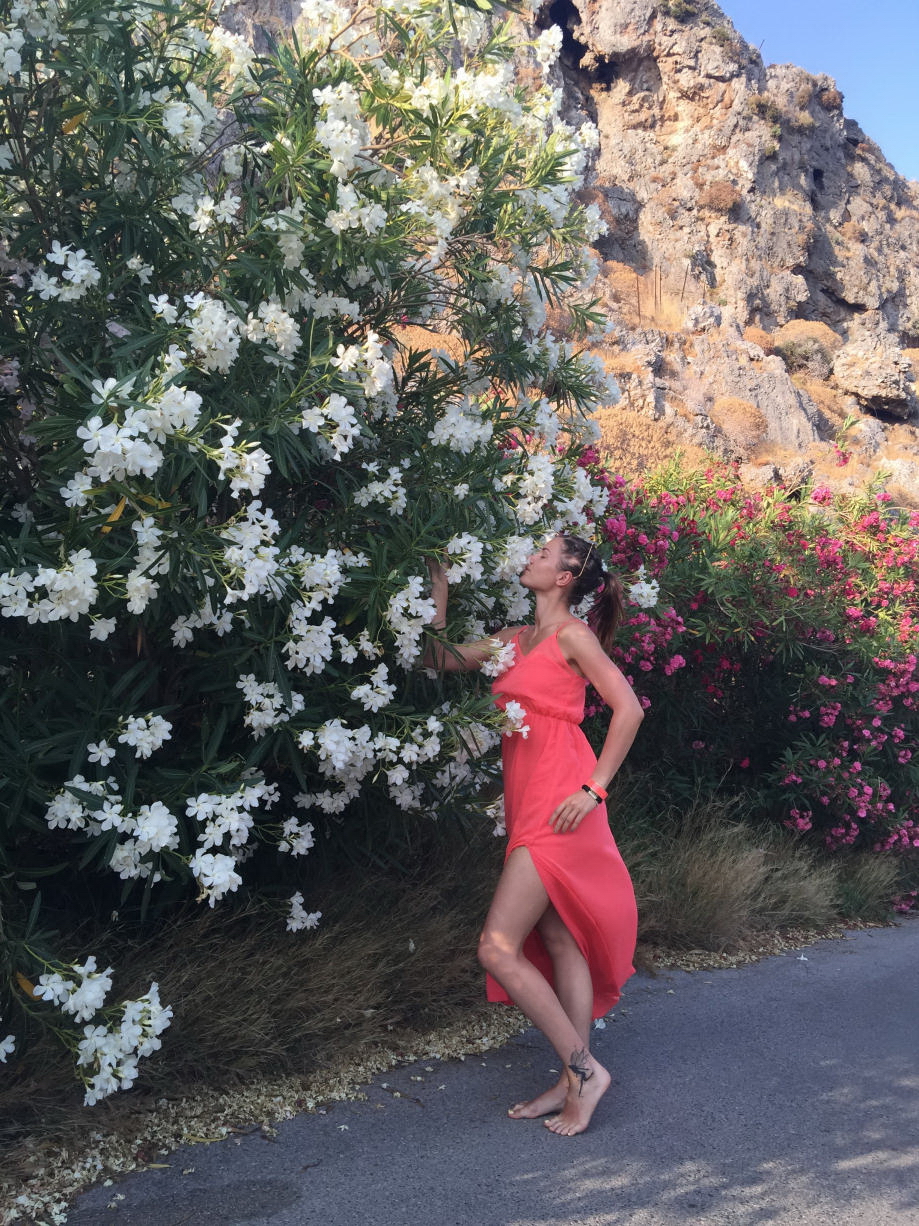 Tight Toned and Sporty Brunette