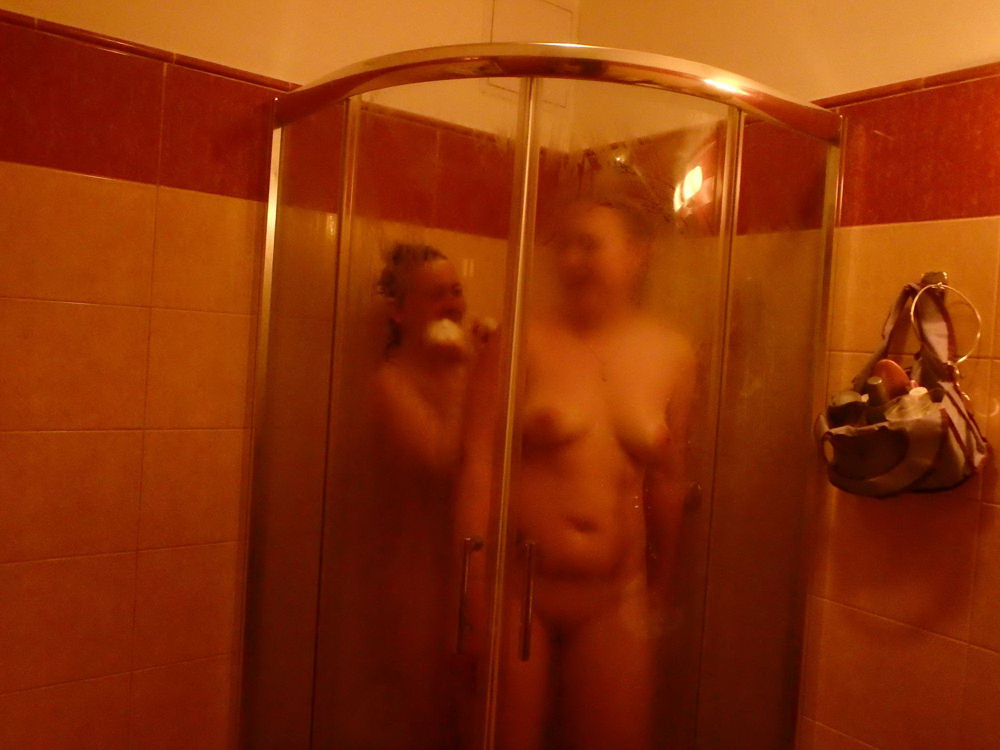 4 Horny Czech Girls Fun