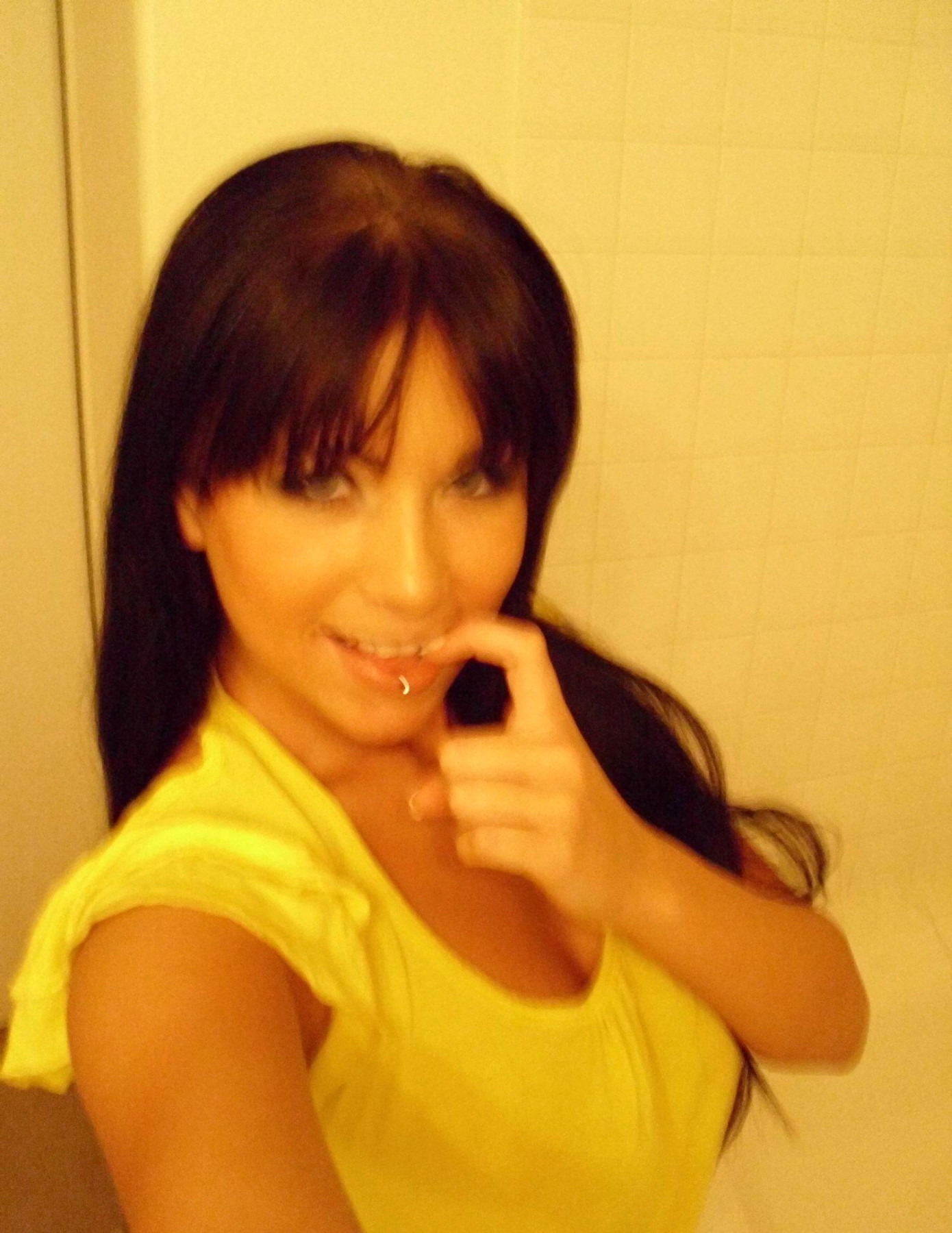 Perfect Tits Spread Pussy Selfies