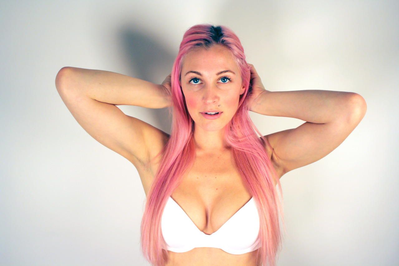 Loves Her Body And Pitbull