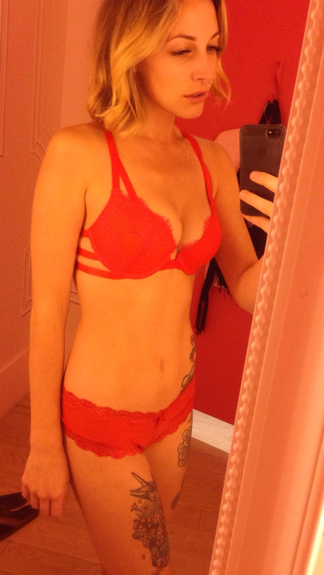 Loves Her Body And Pitbull