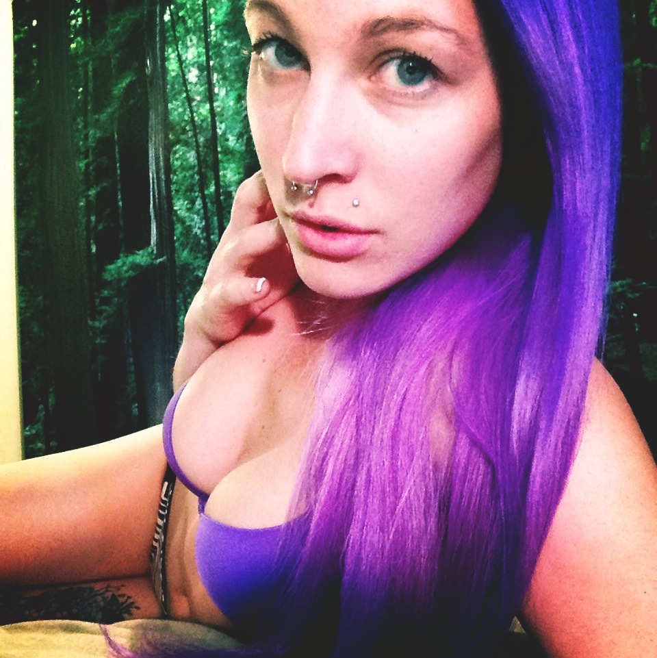 Loves Her Body And Pitbull