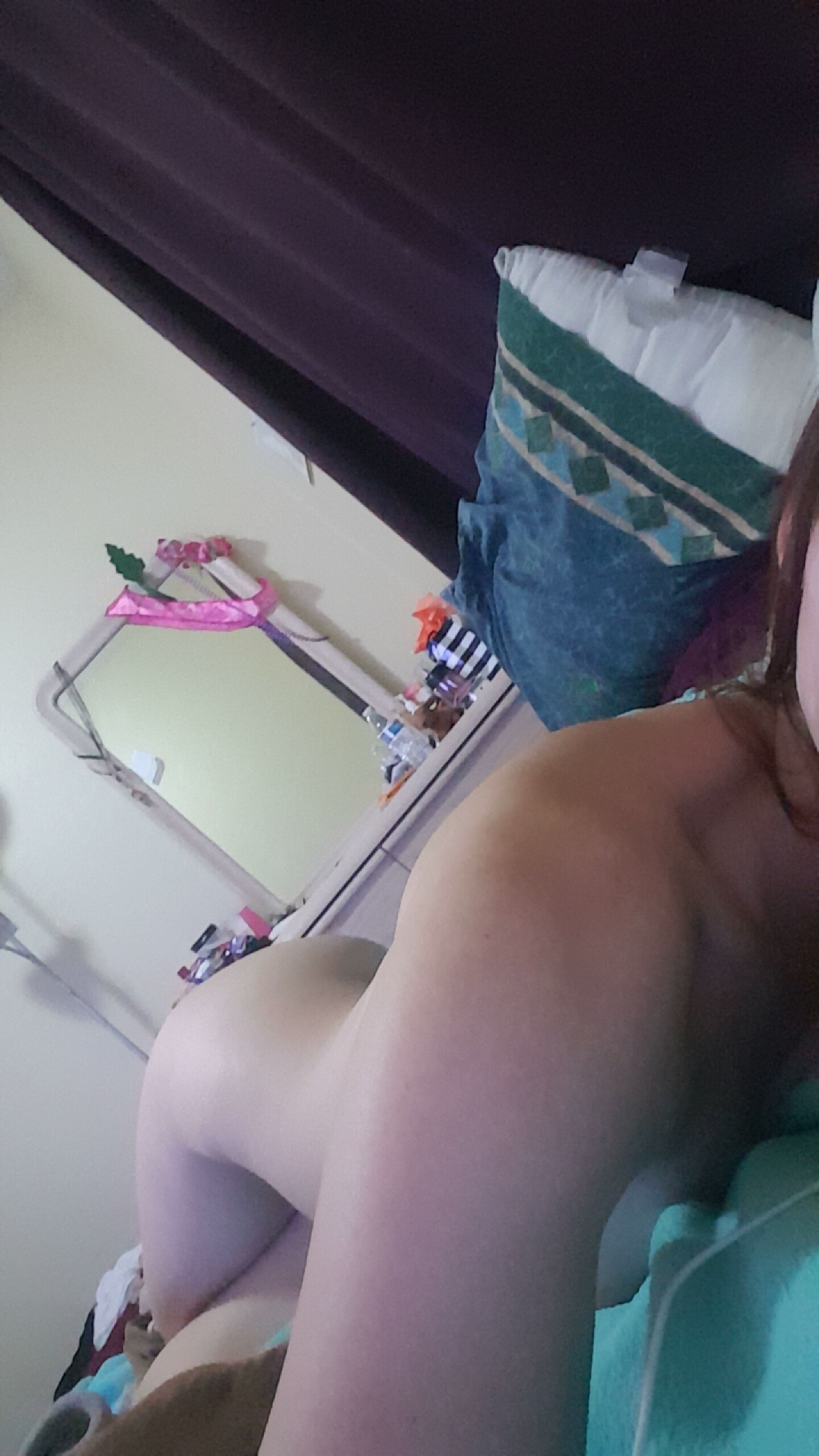 Julie And Her Phat Ass Selfies