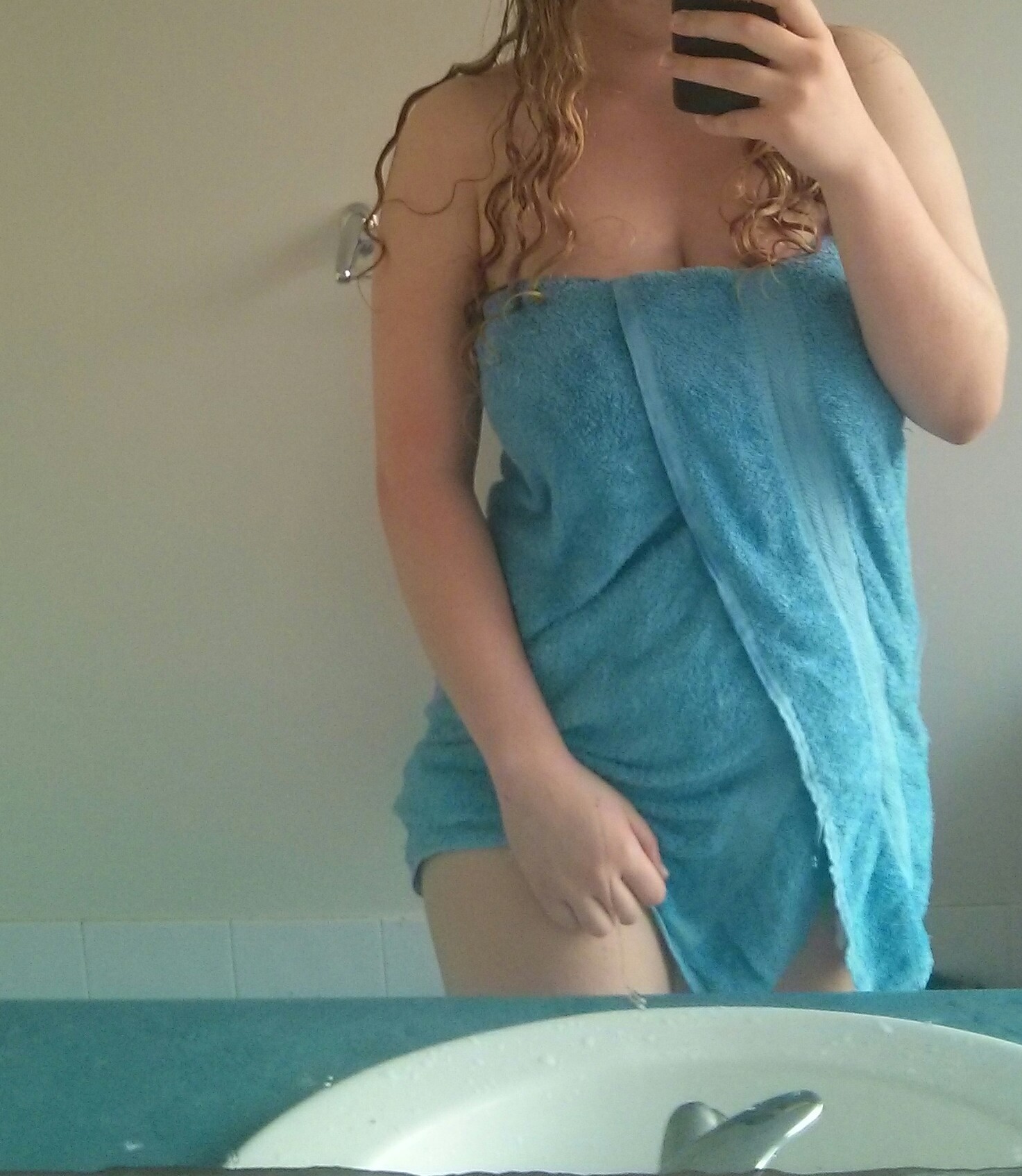 Voluptuous Big Tit Blonde Undresses