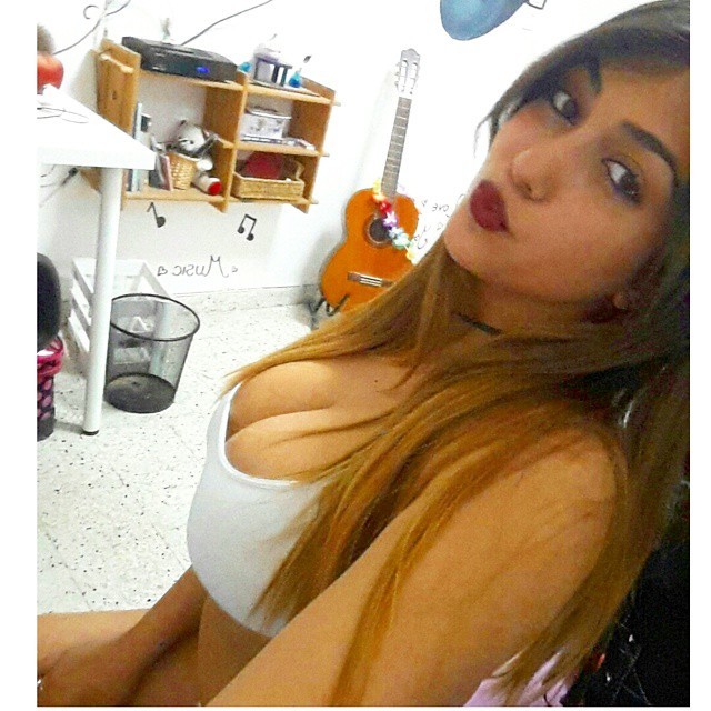 Hot Israeli Soldier With Huge Tits