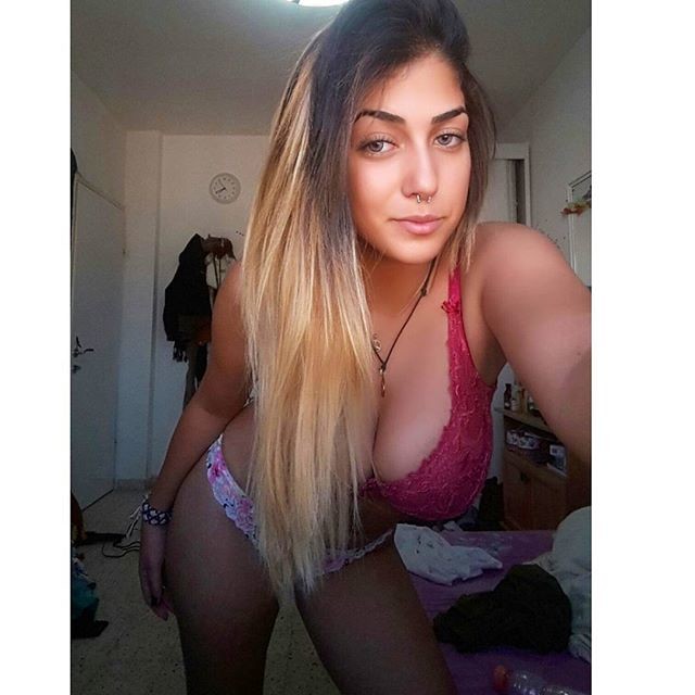 Hot Israeli Soldier With Huge Tits