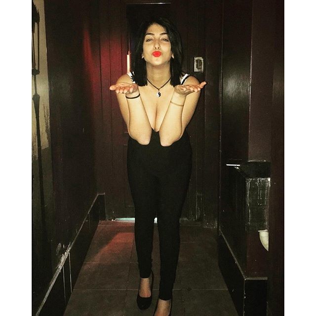 Hot Israeli Soldier With Huge Tits