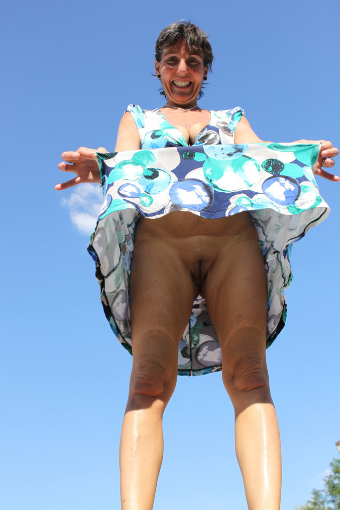 One Saucy And Tanned Mama