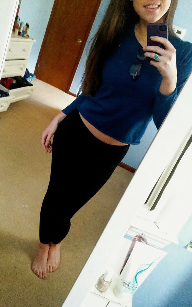 Amazing Reddit Brunette - unknown